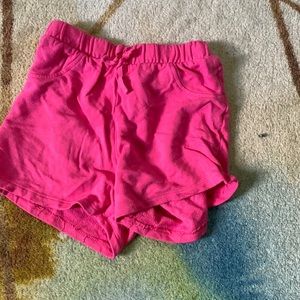Flapdoodles, pink shorts, 8 kids